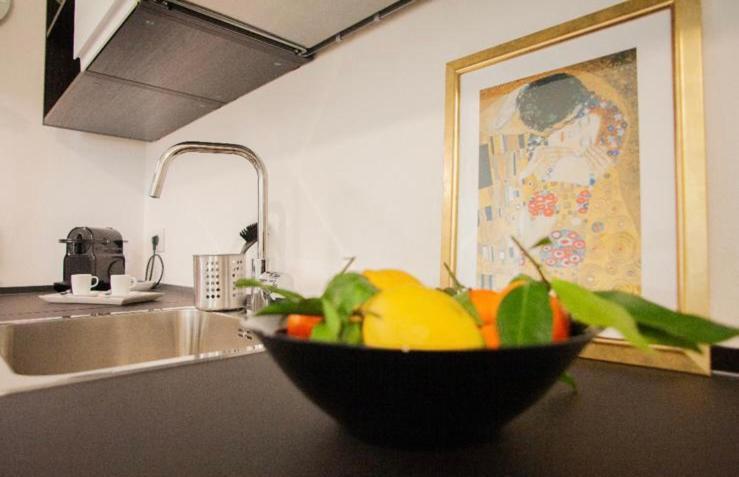Glamour Liberty Apartment Sabotino38 Milan Luaran gambar