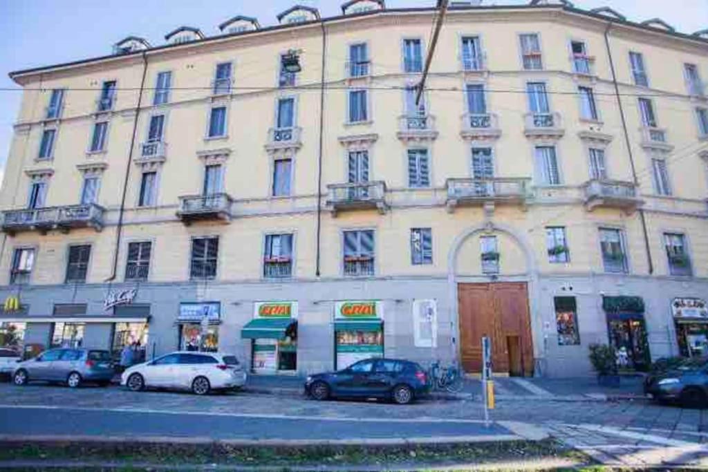 Glamour Liberty Apartment Sabotino38 Milan Luaran gambar