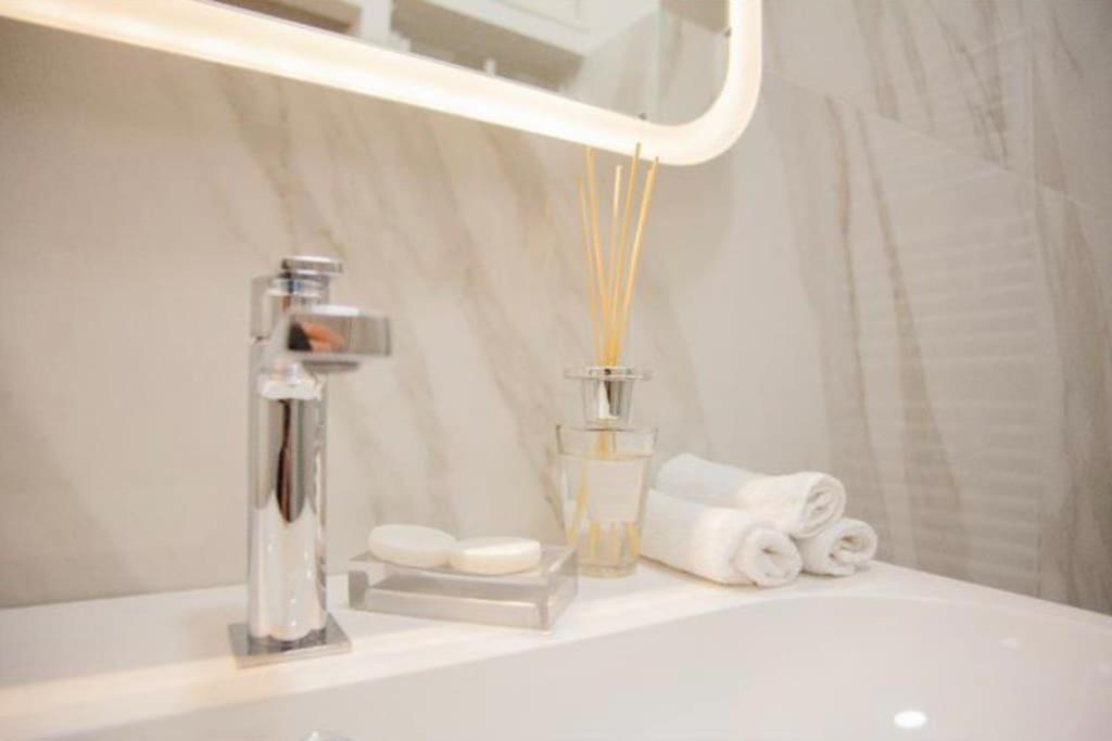 Glamour Liberty Apartment Sabotino38 Milan Luaran gambar